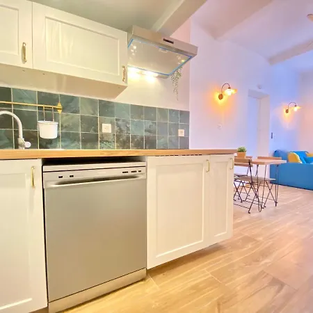 Le Perrissol By Scls Locations